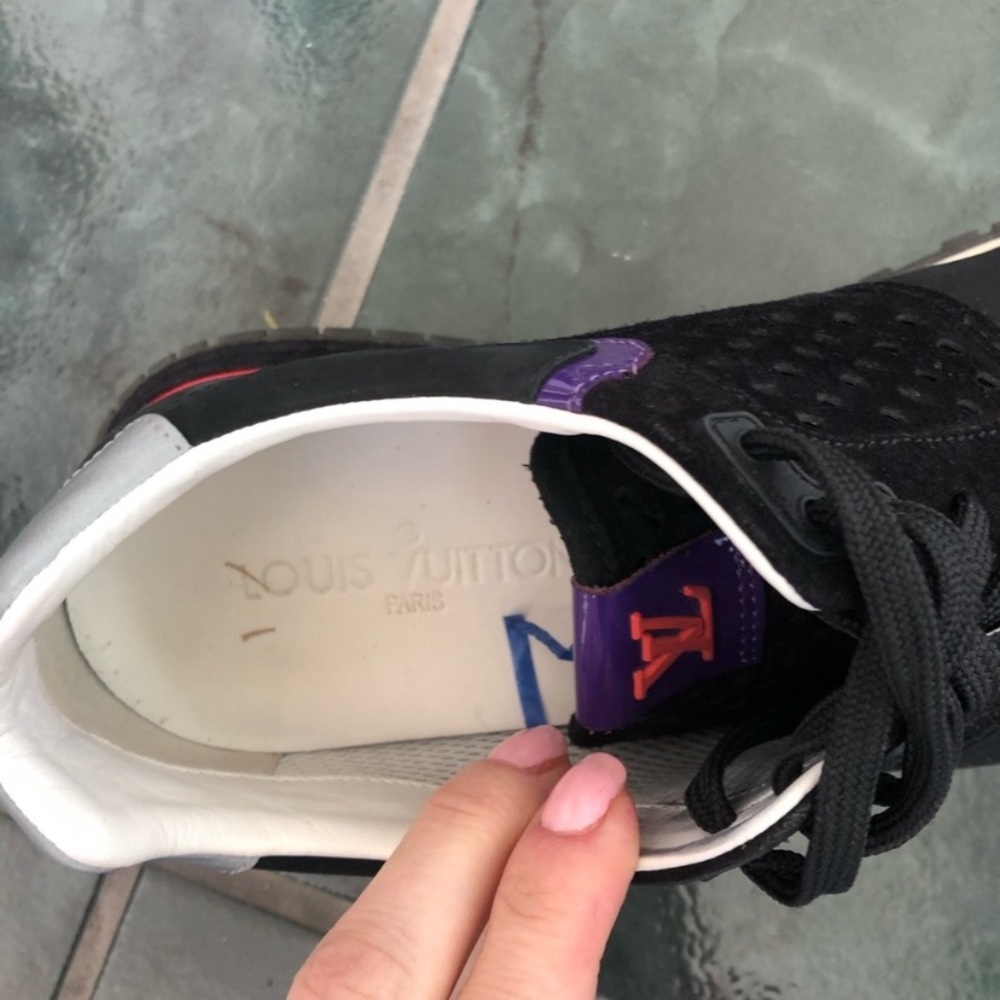Authentic louis vuitton run away sneakers - Picture 6 of 6